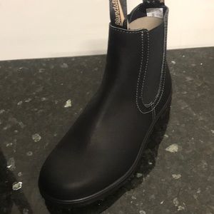 voltan black blundstone